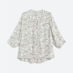 41 Hawthorne black and white print blouse